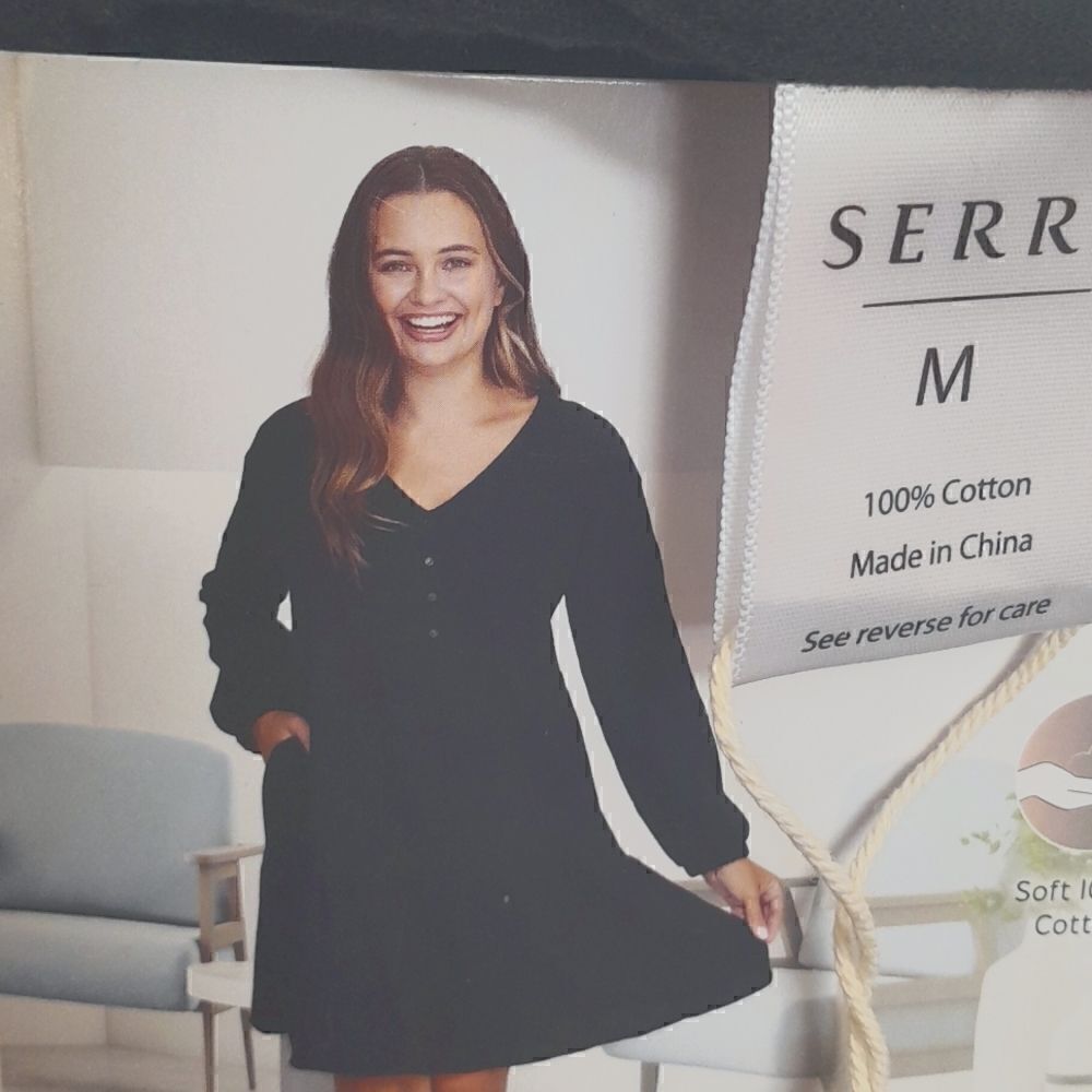Serra Lightspun Dress...Size M...New... 